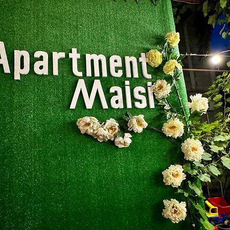 Apartment Maisi Batumi Exterior photo