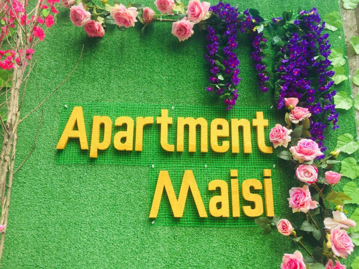 Apartment Maisi Batumi Exterior photo