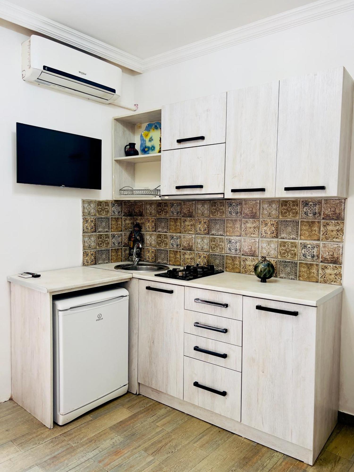 Apartment Maisi Batumi Exterior photo