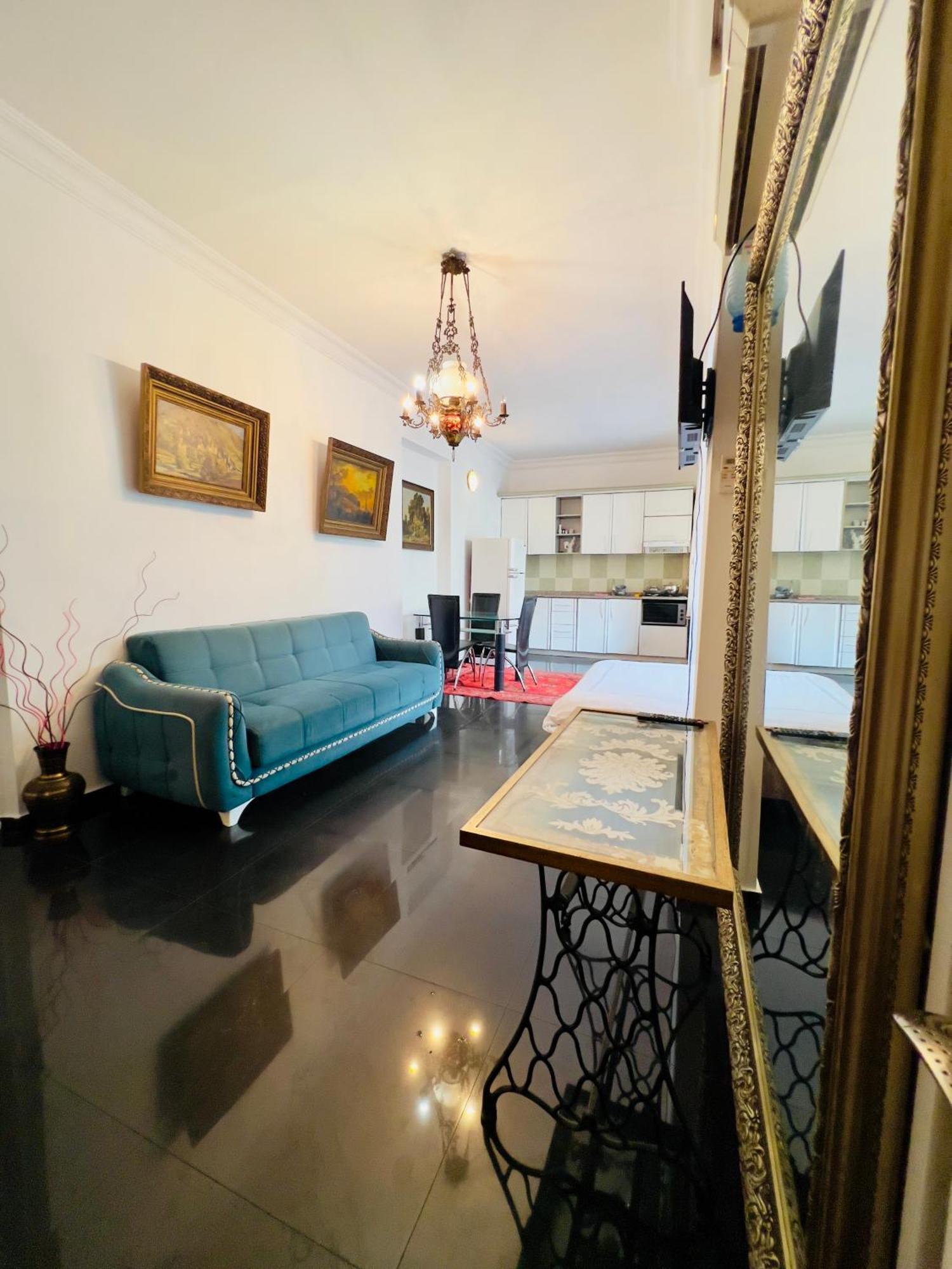 Apartment Maisi Batumi Exterior photo